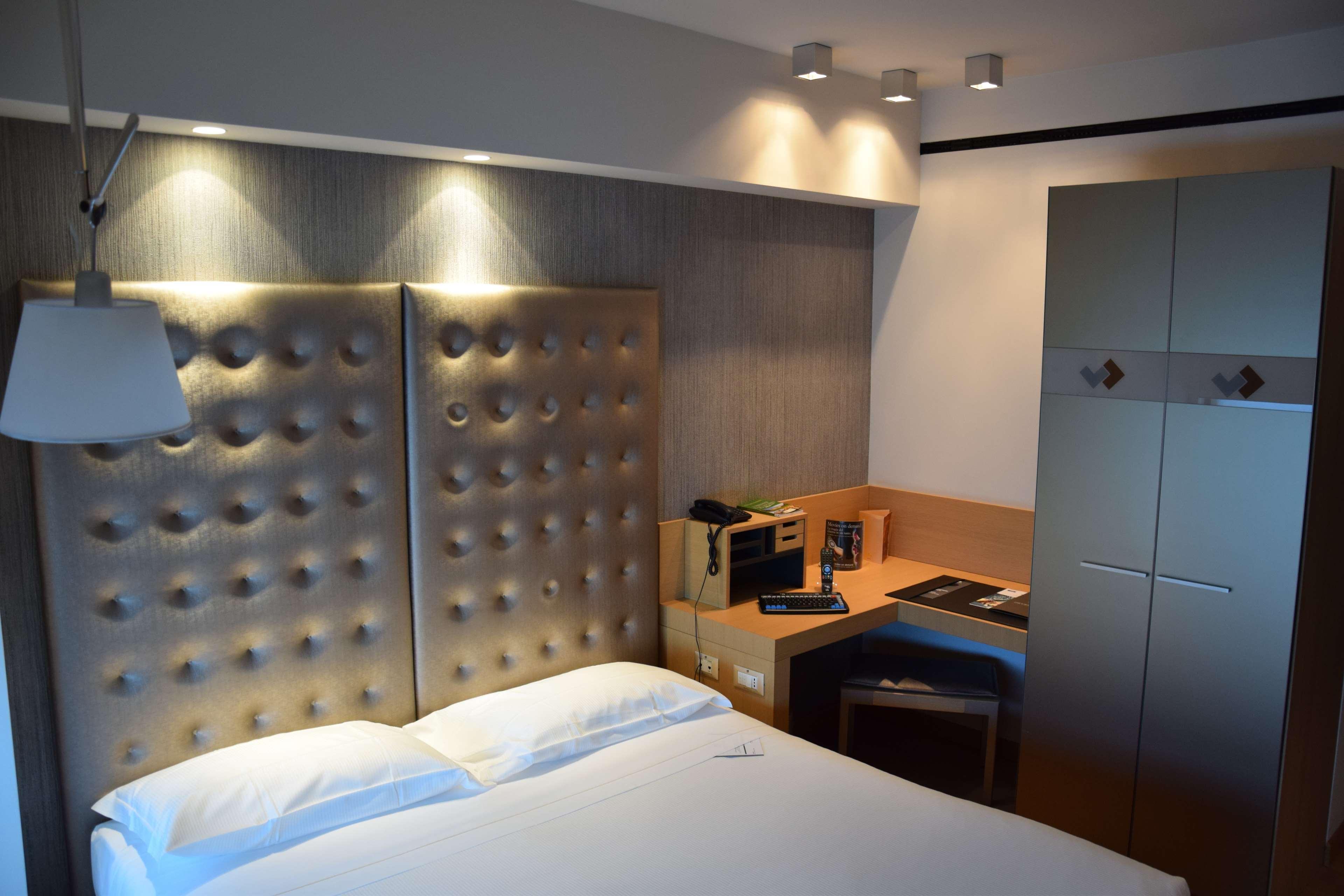 Best Western Plus Atrium Inn & Suites Clarksville Kültér fotó
